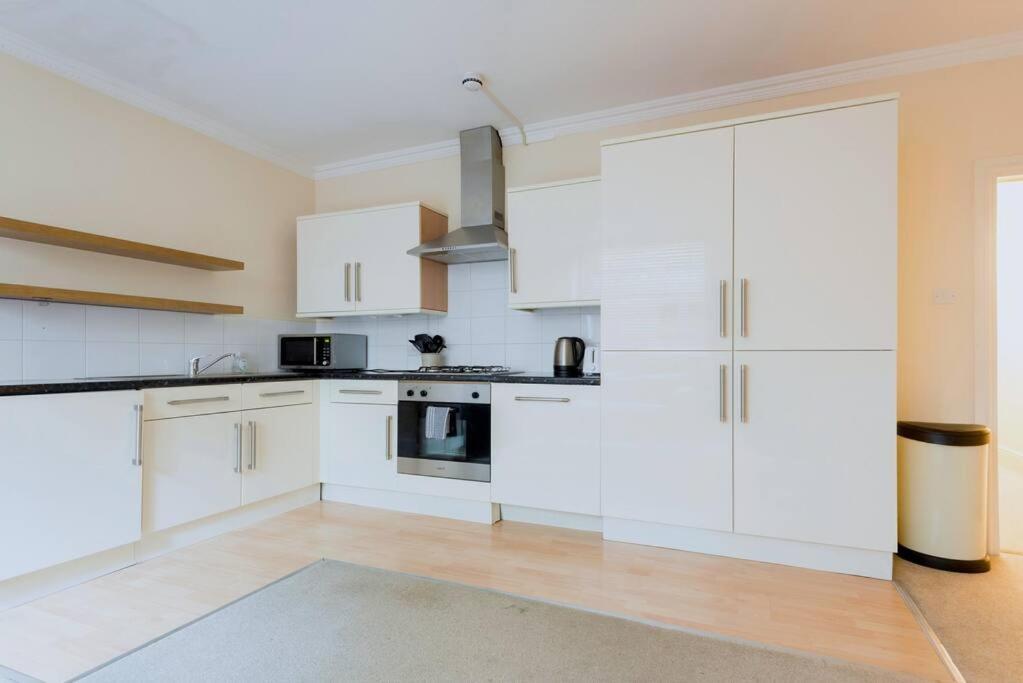 Charming Apartment In The Heart Of Pimlico London Exteriör bild