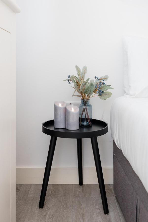 Charming Apartment In The Heart Of Pimlico London Exteriör bild